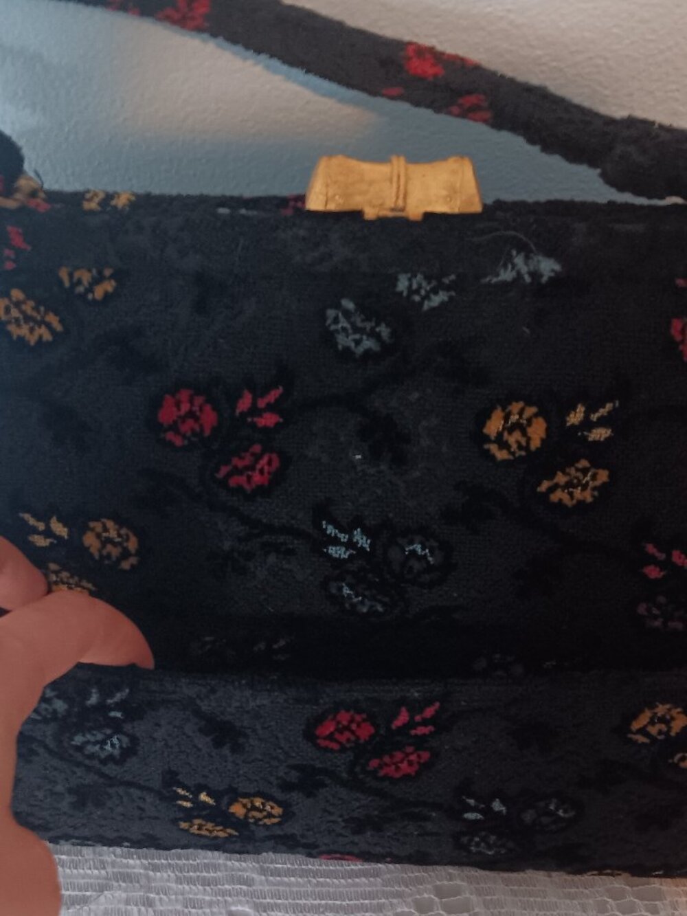 Gorgeous Vintage/MCM Velvet Top Handle Tapestry Bag Black w/ Multicolor Flowers - Picture 2 of 5